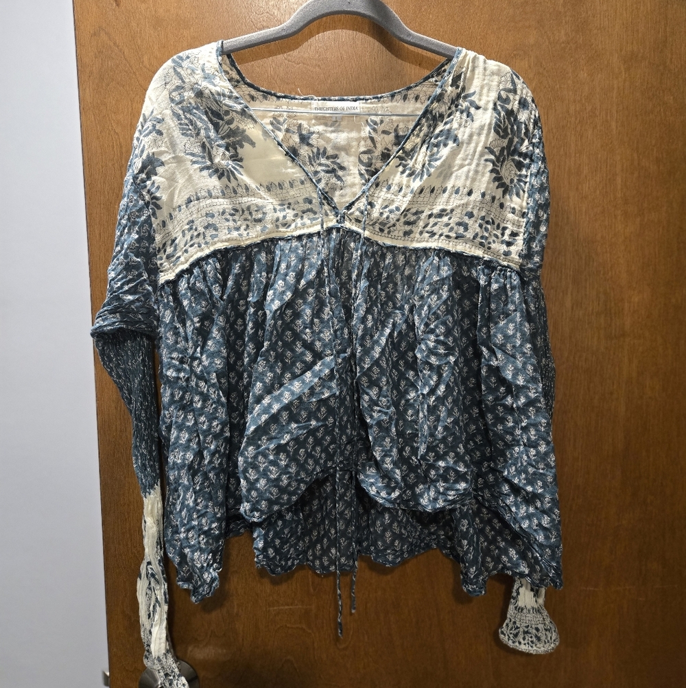 Daughters Of India Rooh Blouse In Pine